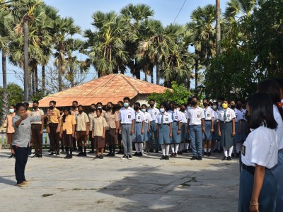Pelantiakan Pengurus OSIS Masa Bakti 2021/2022